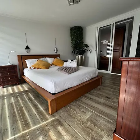 Casa Sienna Calheta-a Spectacular Ocean View Place * Calheta (Madeira)